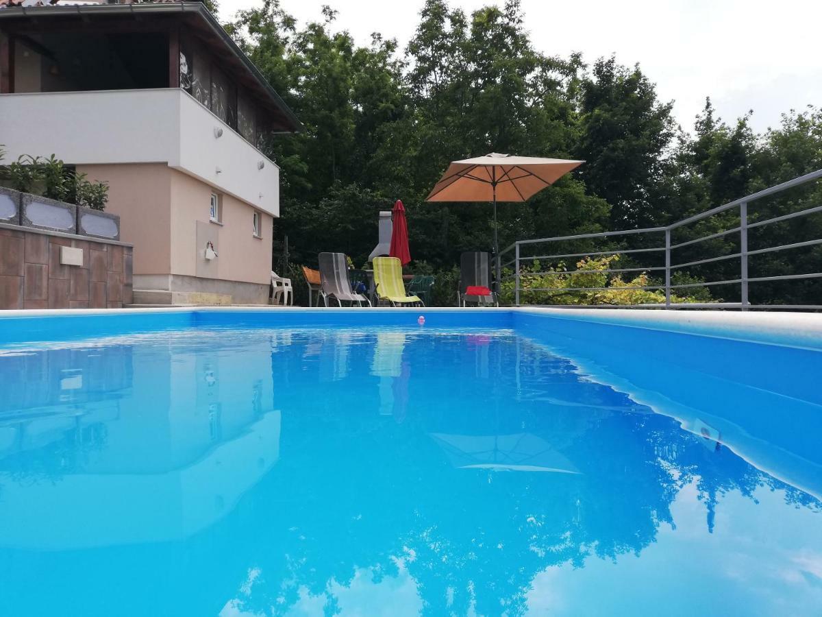 Elizabeta Holiday Home Strigova ภายนอก รูปภาพ